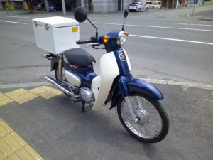 HONDA　スーパーカブ50　LED丸目　熊本製作所　インジェクション