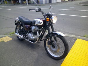 kawasaki W650最終型　アップハンドル仕様　ファイナルカラー　Ｗ１タイプマフラー　ウインカー