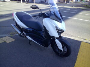 YAMAHA　XMAX ABS250 　ヨシムラマフラー 　USB 　リアフェンダーレス